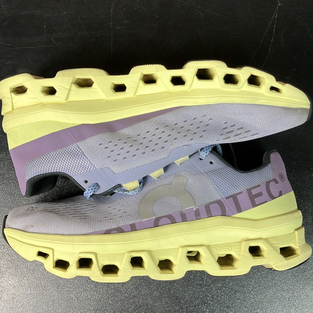 On Cloud Monster Running Athletic Training Sneaker Shoes Women’s size W10 - Picture 9 of 10